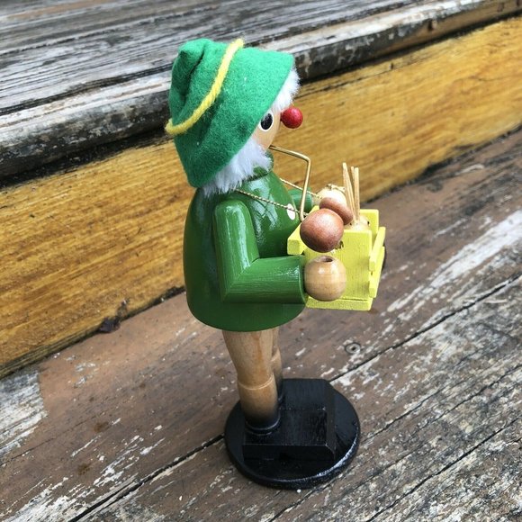 Steinbach Wooden Smoker Bunny Rabbit Seller Man German Incense Cone Burner SMKR - Picture 4 of 8